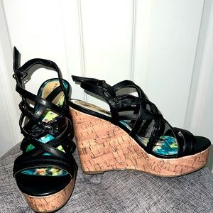 Madden girl black Wedges